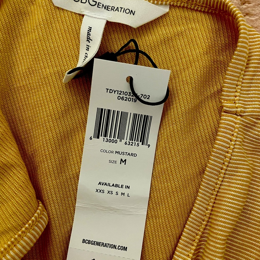 Top - Picture 3 of 4